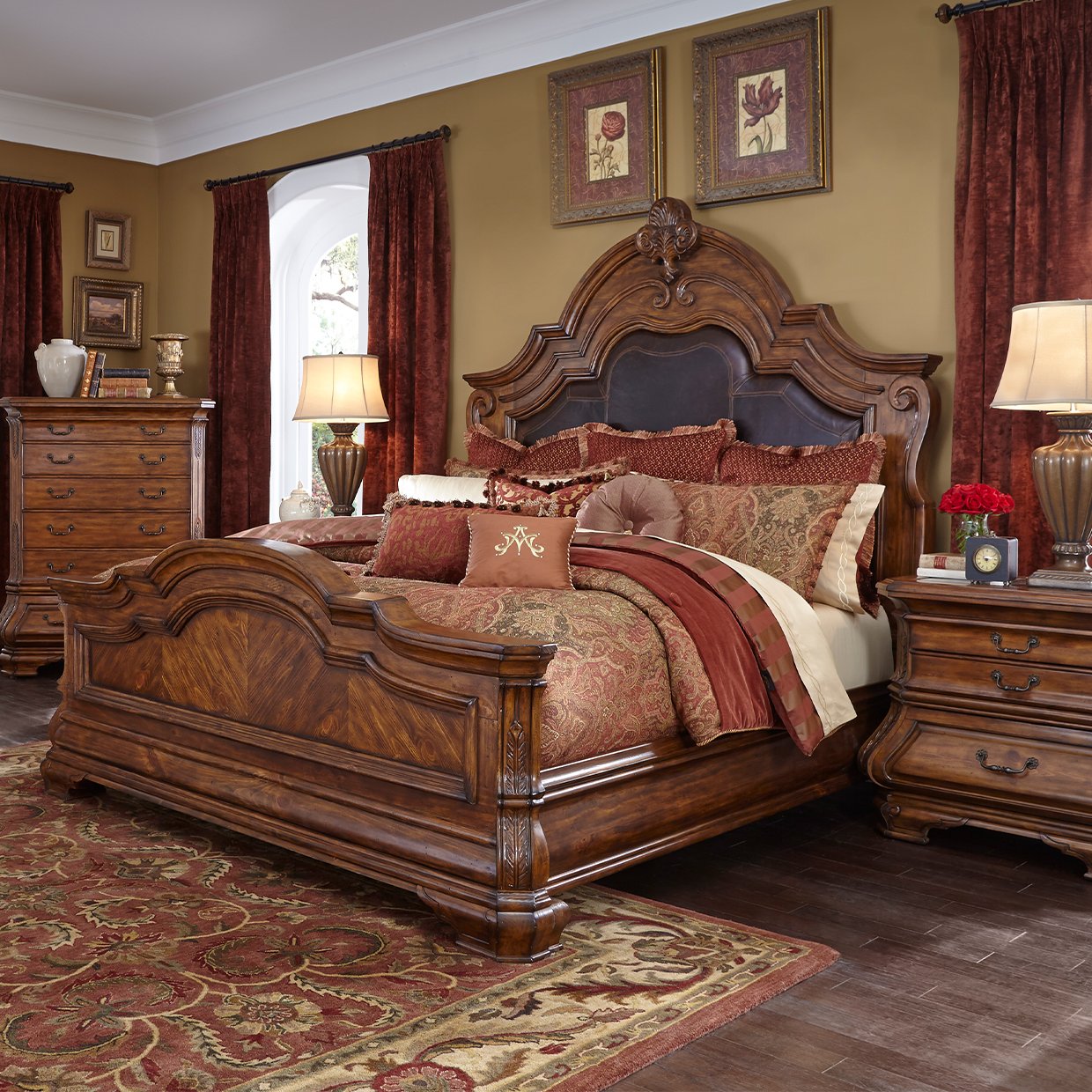 tuscano melange Finish: Melange Queen Mansion Bed (3 pc)